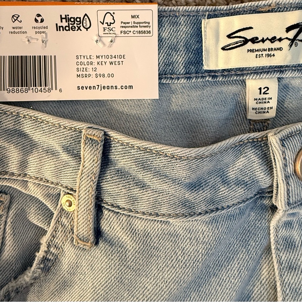 Seven7 Women's Sz 12 Sky Blue Straight Leg Jeans Distressed - Picture 3 of 16